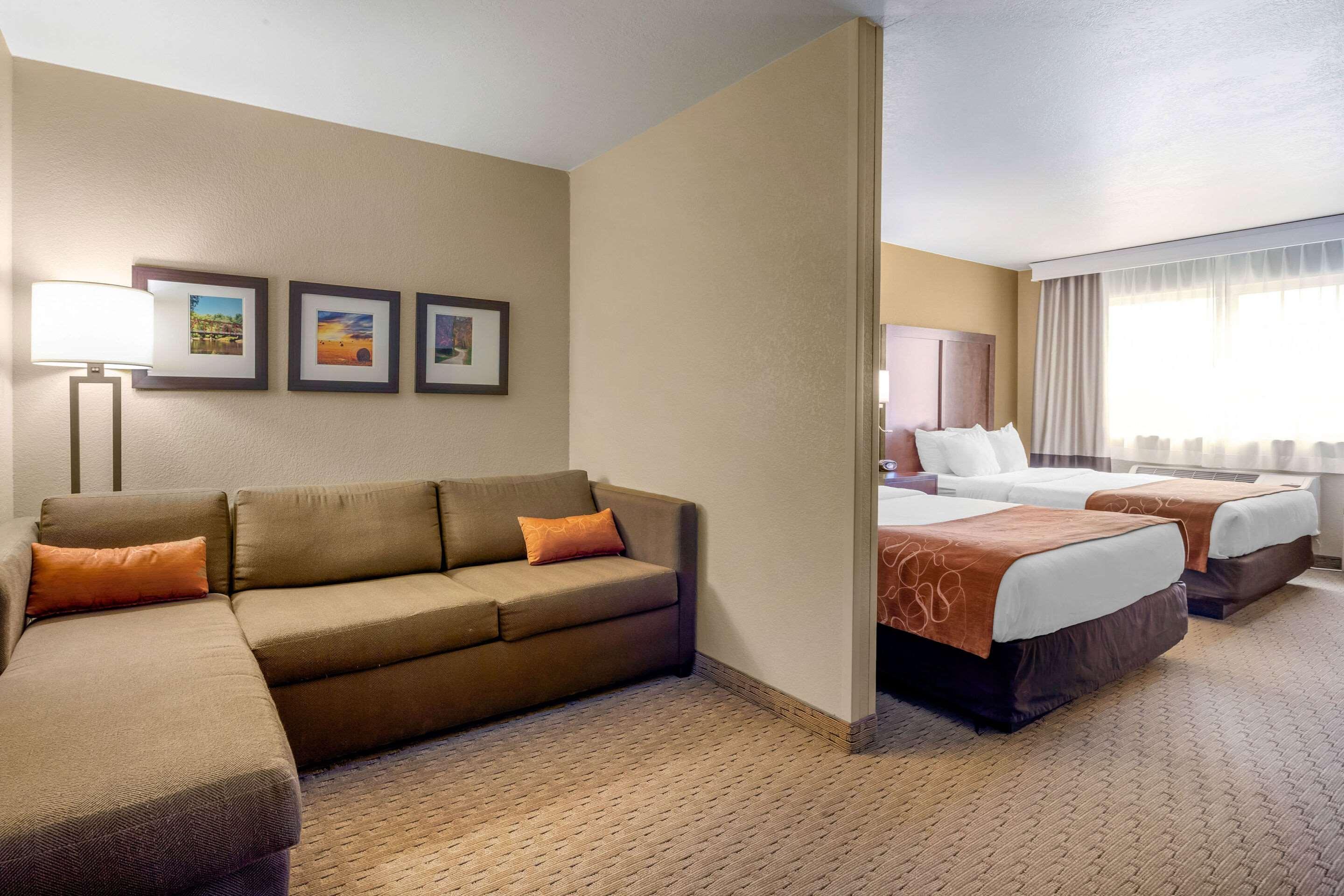 Comfort Suites Burlington Eksteriør billede