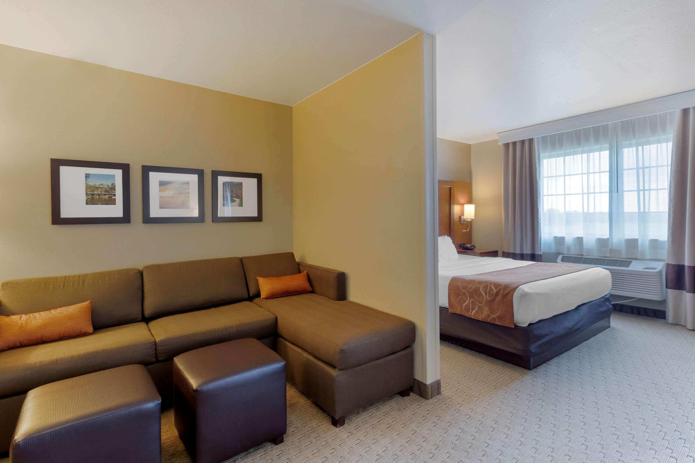 Comfort Suites Burlington Eksteriør billede