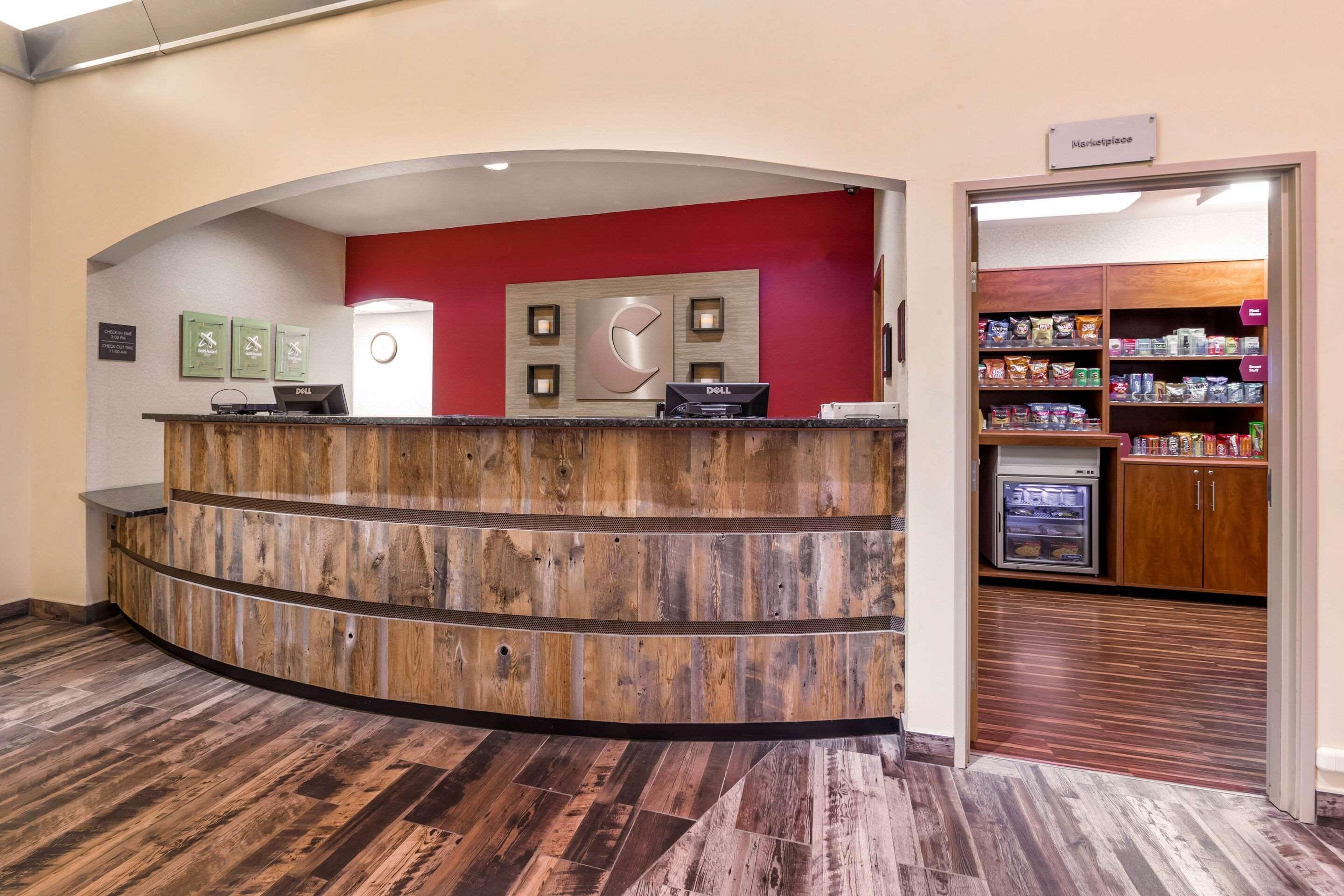 Comfort Suites Burlington Eksteriør billede