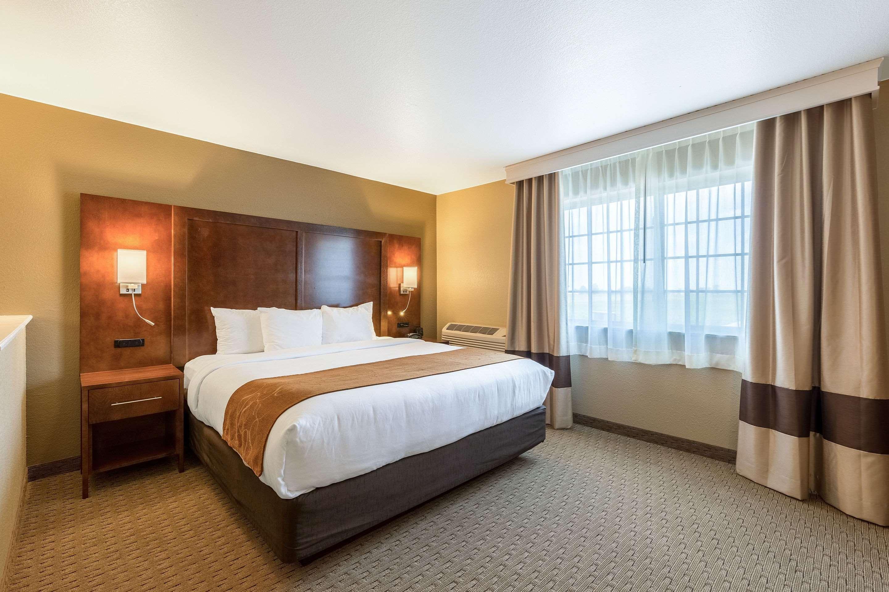 Comfort Suites Burlington Eksteriør billede