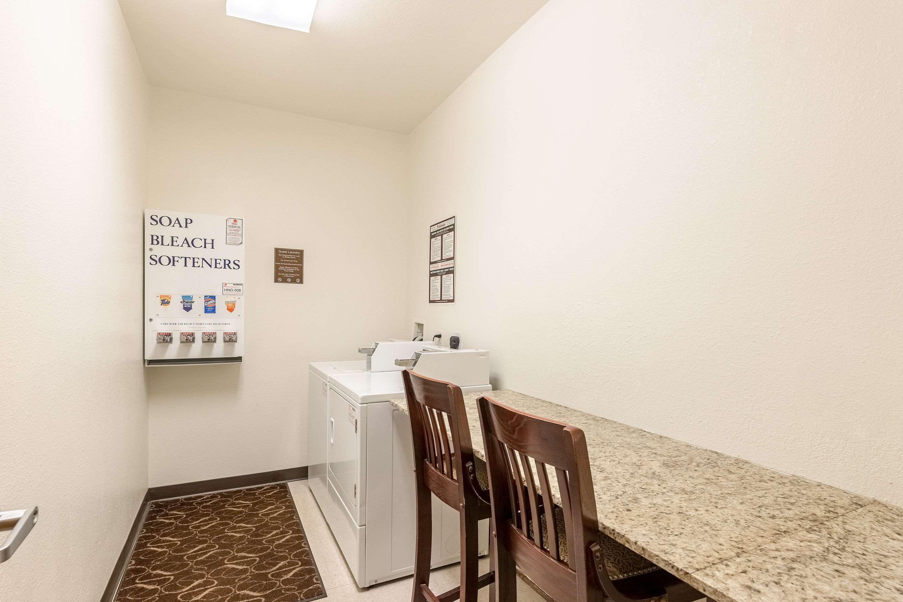Comfort Suites Burlington Eksteriør billede