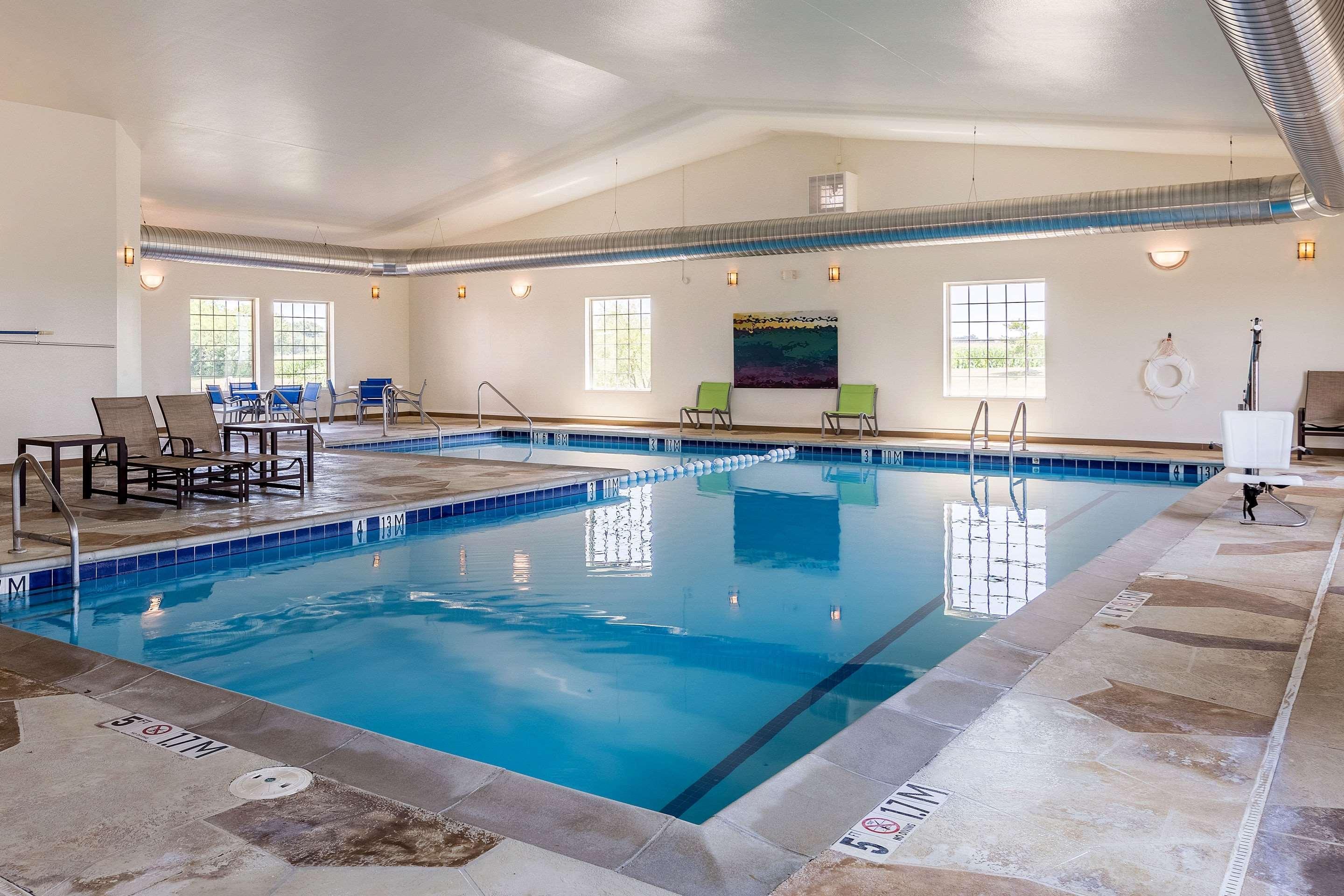 Comfort Suites Burlington Eksteriør billede