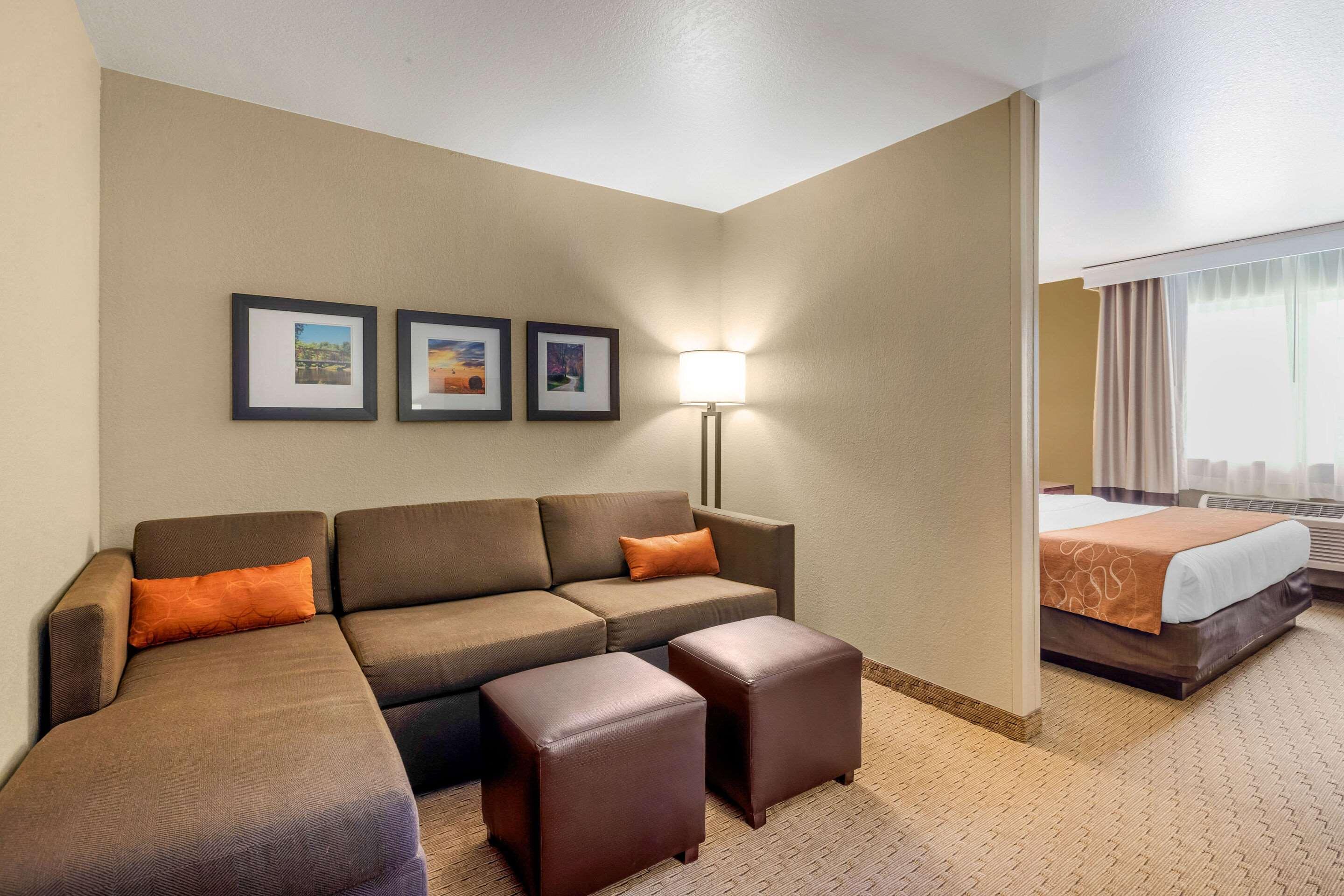 Comfort Suites Burlington Eksteriør billede