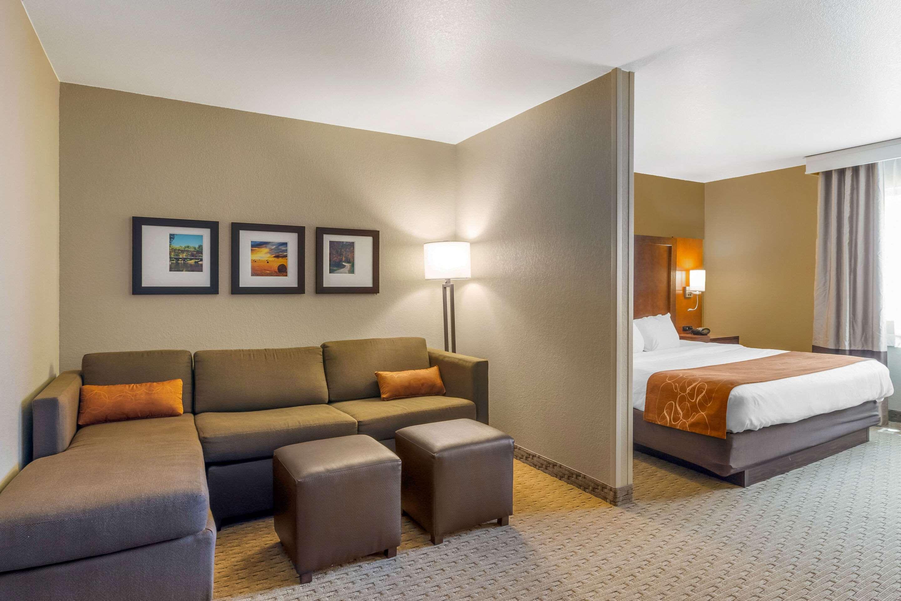 Comfort Suites Burlington Eksteriør billede